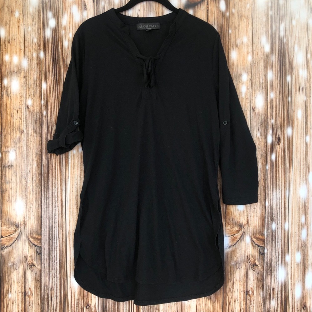 Almost Famous Black 3/4 Roll Sleeve Hi-Lo Tunic Tee